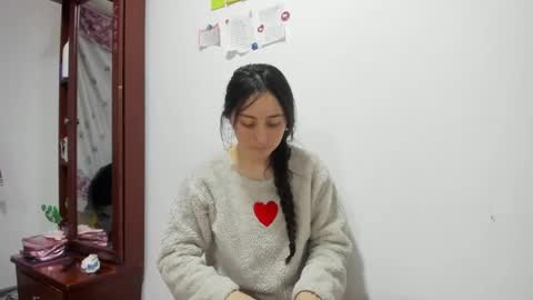 mia kaneee online show from January 13, 2025, 3:36 pm