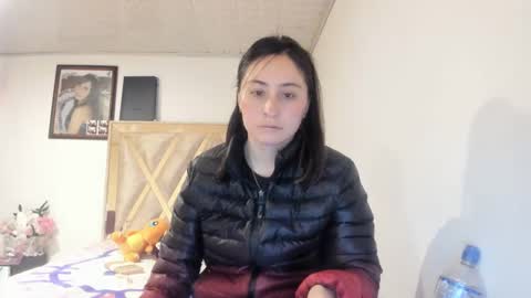 mia kaneee online show from September 17, 2025, 9:49 pm