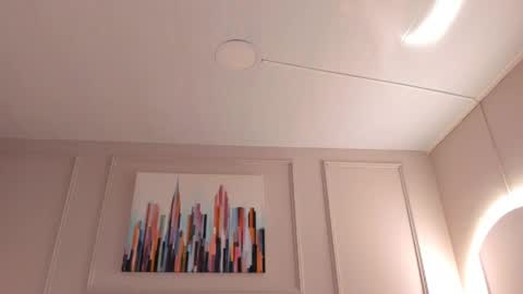 Mia online show from April 2, 2026, 3:26 am