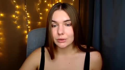 mia_lemm online show from October 10, 2025, 6:01 am