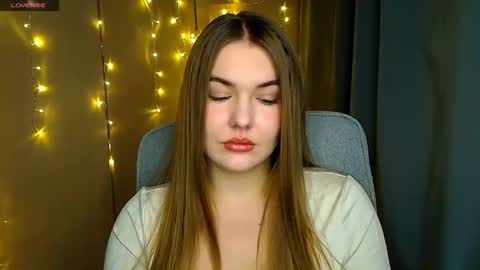 mia_lemm online show from October 20, 2025, 8:59 am