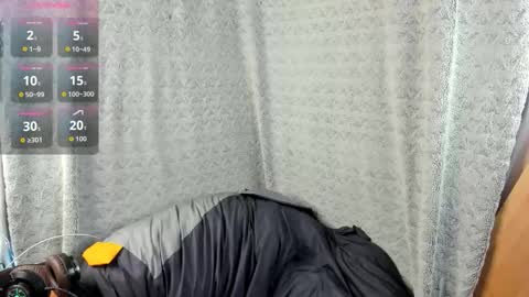 mia_lores online show from September 12, 2025, 8:36 am