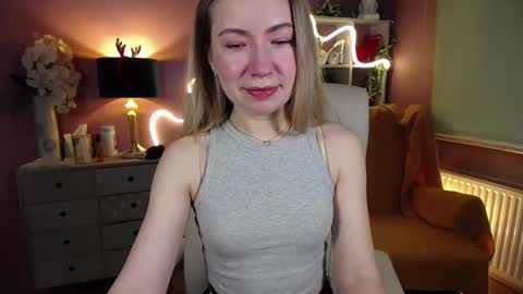 Mia online show from January 4, 2025, 7:24 am