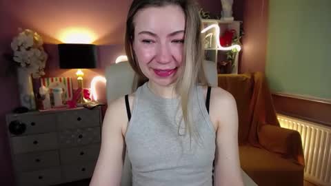 Mia online show from January 19, 2025, 7:46 am