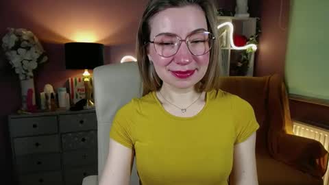 Mia online show from February 20, 2025, 8:06 am