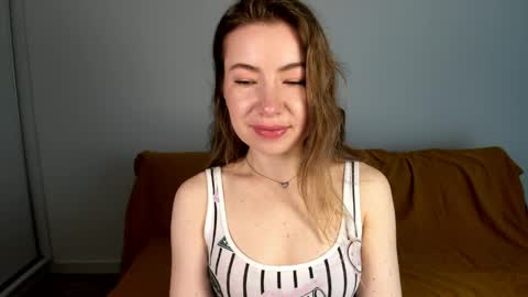 Mia online show from June 7, 2026, 6:28 am