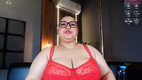 Snapshot of mia_lyssy chatting on March 3, 2026, 12:17 am MIA online show from March 3, 2026, 12:17 am