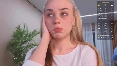 mia_milagros online show from February 12, 2025, 2:45 am