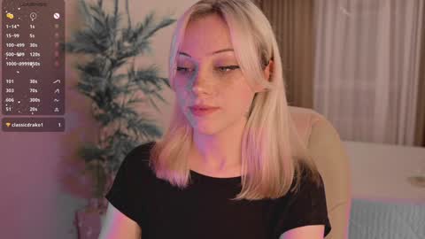 mia_milagros online show from September 26, 2025, 12:47 am