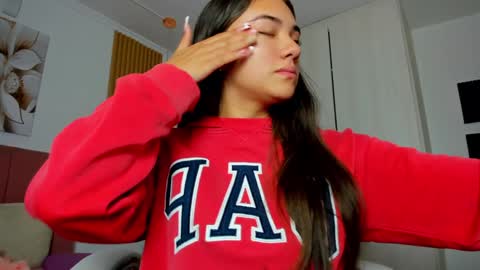 Mia Nevaeh - follow me online show from January 4, 2025, 8:27 pm