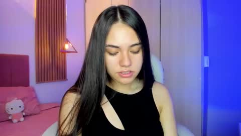 Mia Nevaeh - follow me online show from February 12, 2026, 8:37 pm