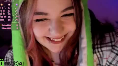 Mia online show from June 10, 2026, 1:17 am