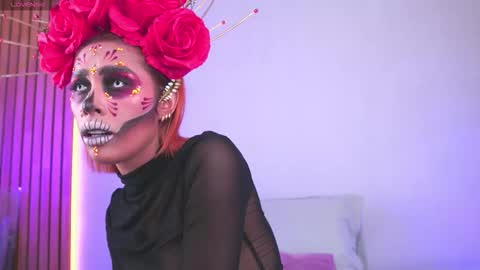 Mia Reeves online show from October 31, 2025, 8:43 pm