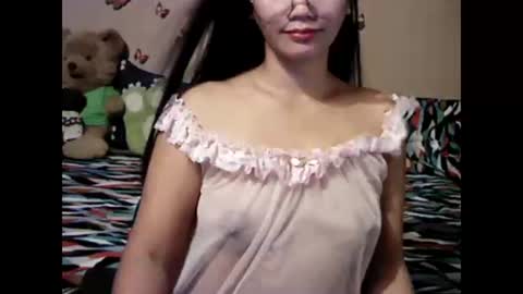 mia_rein online show from December 31, 2024, 10:15 am