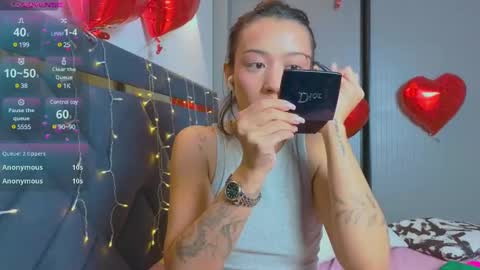 Mia online show from February 14, 2025, 12:36 pm