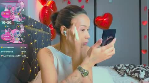 Mia online show from February 15, 2025, 12:43 pm