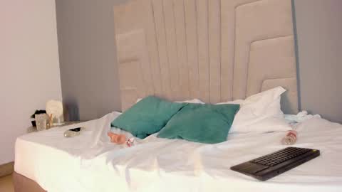 mia_smith_x online show from March 5, 2025, 11:05 pm