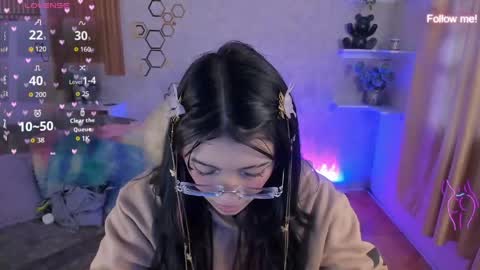 Snapshot of mia_smoke_ chatting on June 2, 2026, 12:07 pm Mia online show from June 2, 2026, 12:07 pm