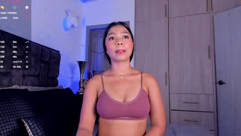 Snapshot of mia_steele01 chatting on June 1, 2026, 7:59 pm Mia steele online show from June 1, 2026, 7:59 pm