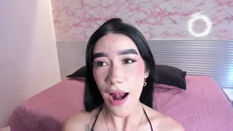 mia_velveet online show from June 9, 2026, 7:25 pm