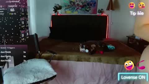 Snapshot of mia_velvet1 chatting on October 29, 2025, 1:35 pm MIA online show from October 29, 2025, 1:35 pm