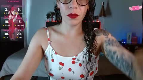 Snapshot of mia_velvet1 chatting on November 14, 2025, 2:38 pm MIA online show from November 14, 2025, 2:38 pm