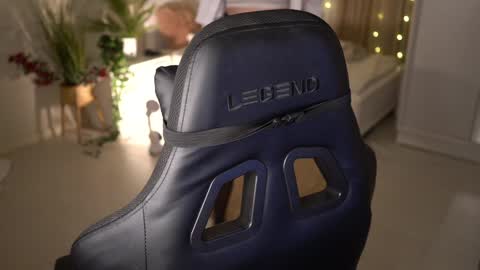 VixenMia online show from January 10, 2025, 4:01 am