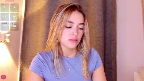 Mia White  online show from October 9, 2025, 12:47 pm