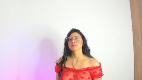 Mia online show from February 16, 2026, 1:13 am