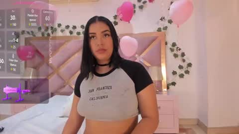 Mia online show from February 19, 2025, 12:33 pm