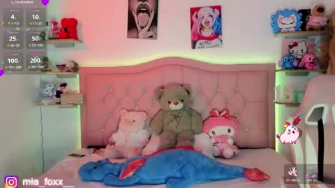 Mia online show from January 18, 2026, 12:14 am