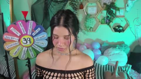 Miaa online show from February 11, 2025, 3:18 am