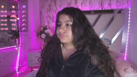 miaa_smiith1 online show from December 12, 2024, 11:40 am