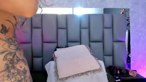 Mia online show from February 6, 2025, 12:05 pm