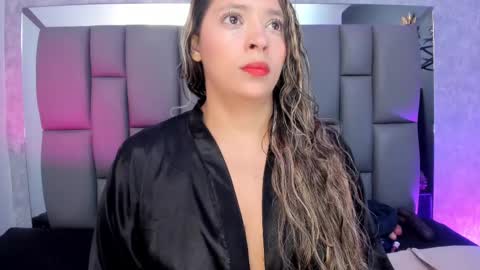 Mia online show from February 14, 2025, 12:03 pm