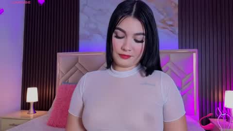 Snapshot of miaafarrel chatting on June 1, 2026, 7:04 pm Miaa Farrel online show from June 1, 2026, 7:04 pm