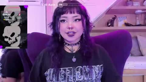 Mia online show from September 11, 2025, 3:28 am