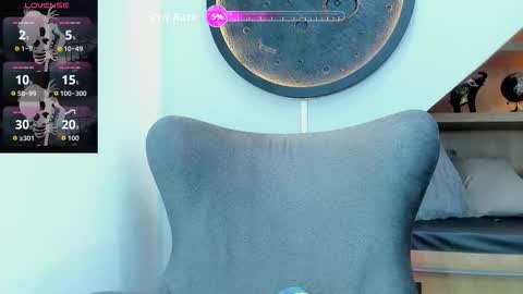 Mia online show from February 19, 2026, 12:56 pm