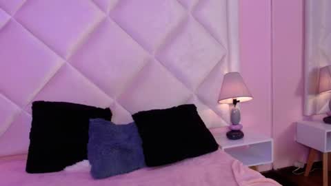 Alexandra online show from November 4, 2025, 1:54 pm