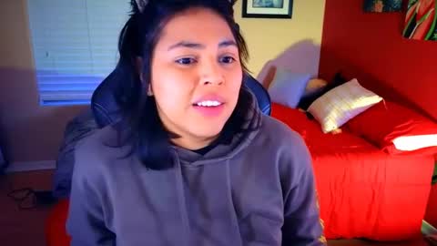 Mia online show from January 8, 2025, 12:28 am