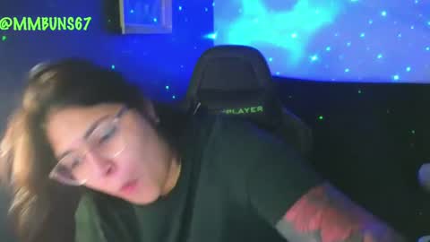 Mia online show from September 14, 2025, 10:42 pm