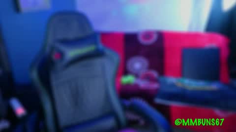 Mia online show from November 6, 2025, 2:45 am