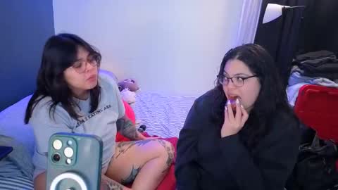 Mia online show from February 11, 2026, 3:33 am