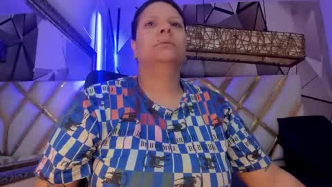   online show from October 2, 2025, 3:35 am