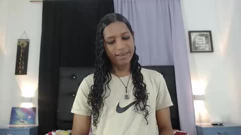 MiaCoock online show from November 24, 2025, 12:38 pm