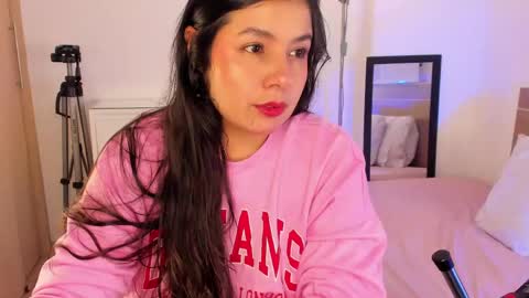 IG Yojanagomez  online show from June 9, 2026, 2:01 am