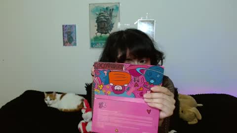 Mia david      online show from April 1, 2026, 7:55 pm