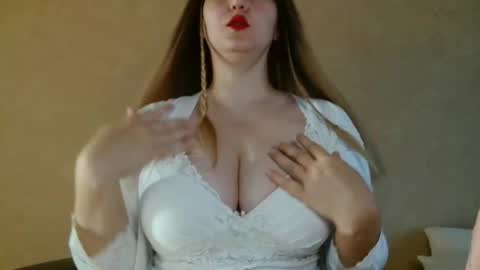 Snapshot of miafoxisja chatting on September 14, 2025, 2:22 am MiaFoxisJa online show from September 14, 2025, 2:22 am
