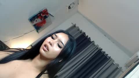 Snapshot of miafuckingwill chatting on March 7, 2025, 11:18 am miafuckingwill online show from March 7, 2025, 11:18 am