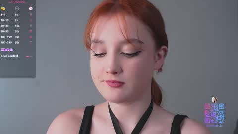 Mia online show from December 4, 2025, 1:20 pm